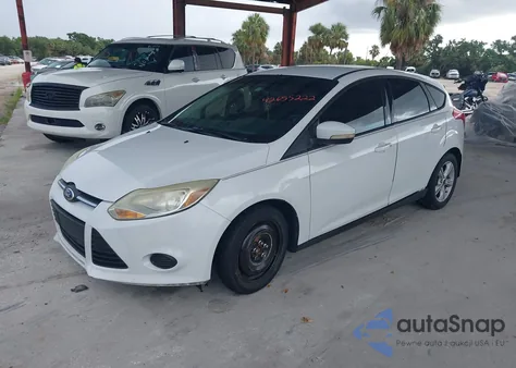 2014 Ford Focus Se z USA, uszkodzony, nr VIN 1FADP3K29EL422020